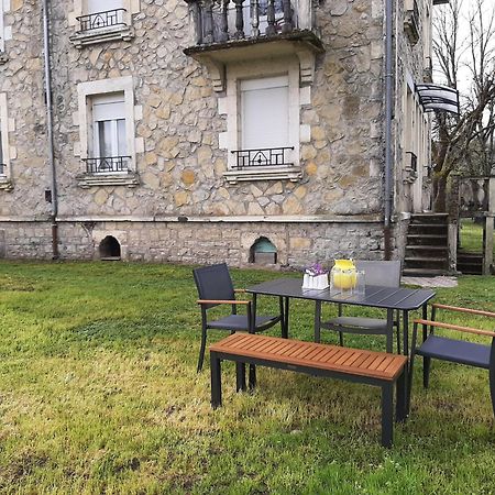 Grand Appartement Avec Jardin Bretenoux Extérieur photo