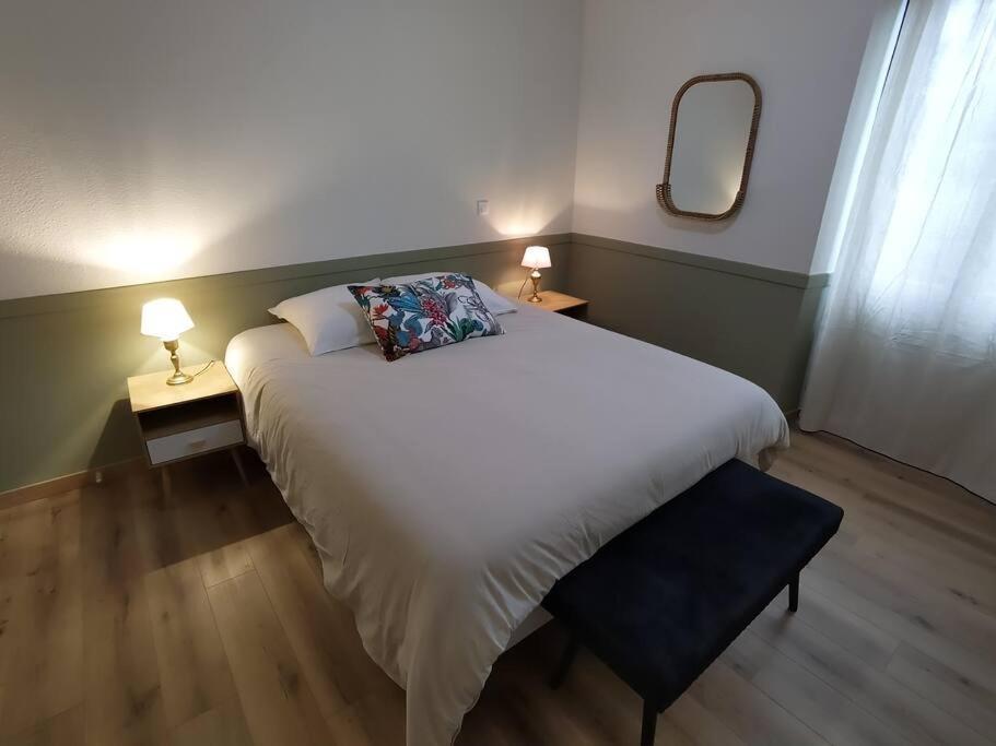 Grand Appartement Avec Jardin Bretenoux Extérieur photo